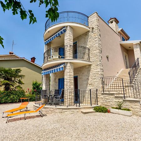 Apartment In Villa Moletto Seaside & Relax - 4 Guests Lovrečica Esterno foto